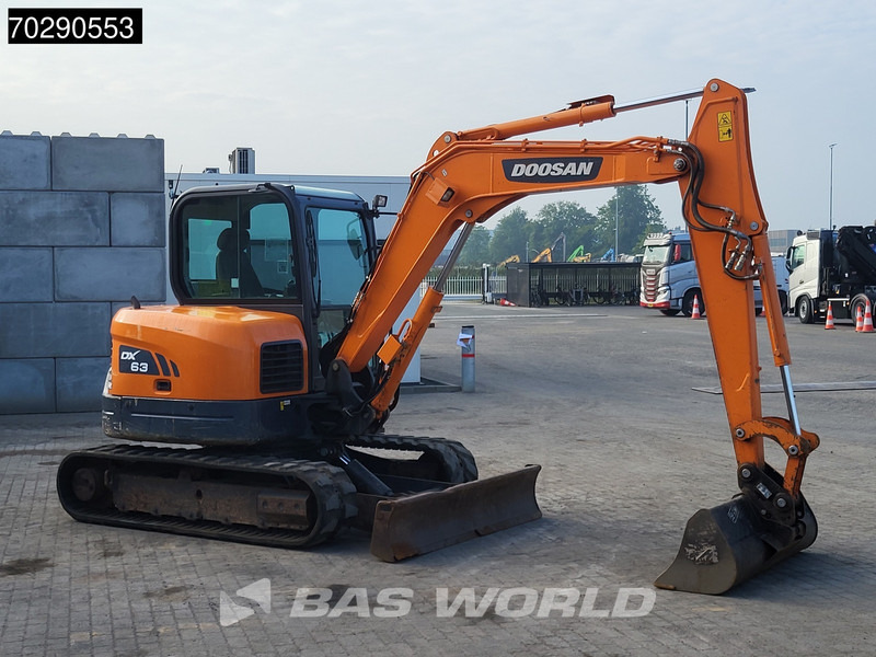 Mini escavadeira Doosan DX63-3: foto 9