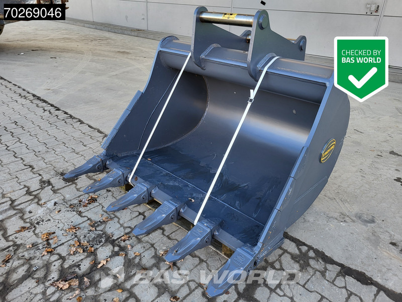 Strickland S70 1.2 M3 - 1.5M WIDE - Equipamento: foto 1 Strickland S70 1.2 M3 - 1.5M WIDE - Equipamento: foto 1