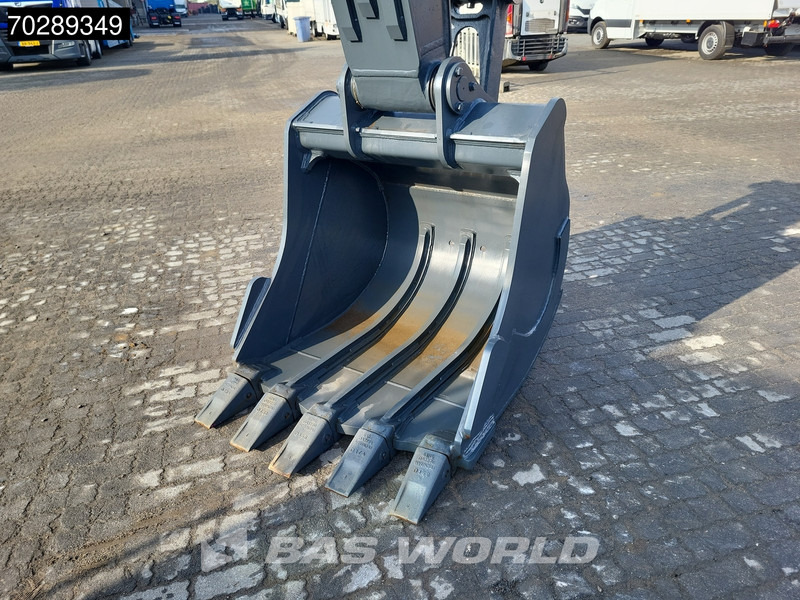 Escavadora de rastos novo Hyundai R210: foto 13
