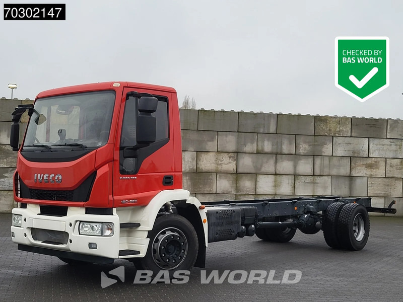 Iveco Eurocargo 180E320 4X2 NEW! 18T chassis 2017 production Euro 6 - Camião chassi: foto 1 Iveco Eurocargo 180E320 4X2 NEW! 18T chassis 2017 production Euro 6 - Camião chassi: foto 1
