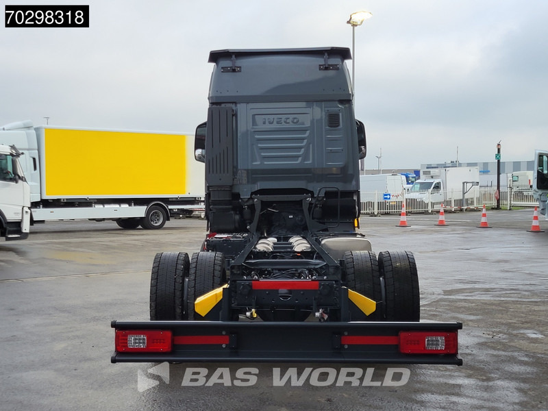Iveco S-Way 460 4X2 NEW! Chassis FULL AIR ACC LED Euro 6 - Camião chassi: foto 3 Iveco S-Way 460 4X2 NEW! Chassis FULL AIR ACC LED Euro 6 - Camião chassi: foto 3