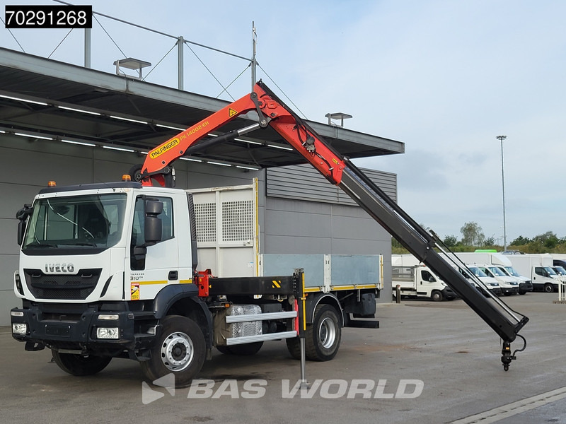 Iveco Trakker 310 4X2 Palfinger PK14002 EH Crane Kran Rotator Steelsuspension Big-Axle Manual Euro 6 - Camião de caixa aberta/ Plataforma, Camião grua: foto 5 Iveco Trakker 310 4X2 Palfinger PK14002 EH Crane Kran Rotator Steelsuspension Big-Axle Manual Euro 6 - Camião de caixa aberta/ Plataforma, Camião grua: foto 5