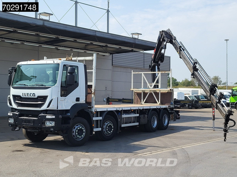 Iveco Trakker 410 8X4 HIAB 211 EP-4 HIDUO Crane Steelsuspension Euro 6 - Camião de caixa aberta/ Plataforma, Camião grua: foto 3 Iveco Trakker 410 8X4 HIAB 211 EP-4 HIDUO Crane Steelsuspension Euro 6 - Camião de caixa aberta/ Plataforma, Camião grua: foto 3