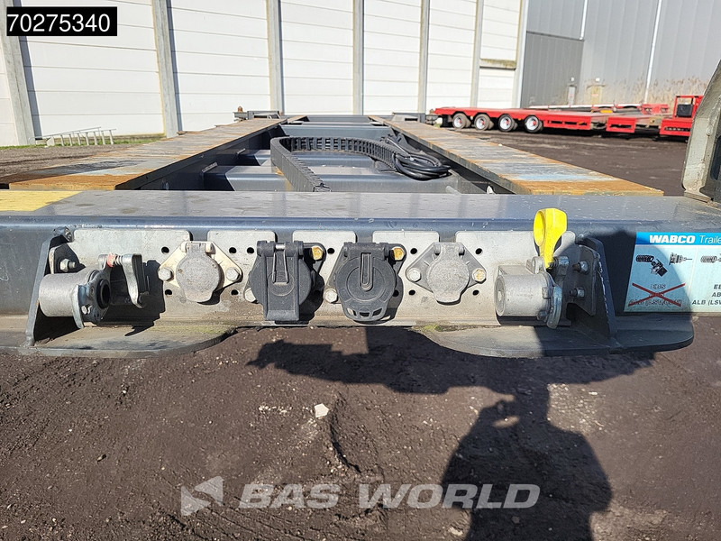 Kässbohrer CS Multi 45ft 2xLiftachse TÜV 08/25 - Semi-reboque transportador de contêineres/ Caixa móvel: foto 5 Kässbohrer CS Multi 45ft 2xLiftachse TÜV 08/25 - Semi-reboque transportador de contêineres/ Caixa móvel: foto 5