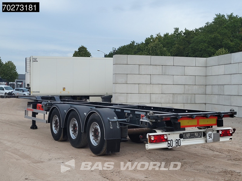 Kässbohrer CSRIL0S0E123 3 axles - Semi-reboque transportador de contêineres/ Caixa móvel: foto 3 Kässbohrer CSRIL0S0E123 3 axles - Semi-reboque transportador de contêineres/ Caixa móvel: foto 3