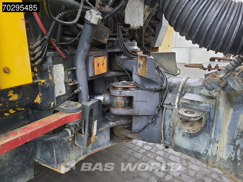 Leasing de Komatsu HM300-2 Komatsu HM300-2: foto 19 Leasing de Komatsu HM300-2 Komatsu HM300-2: foto 19