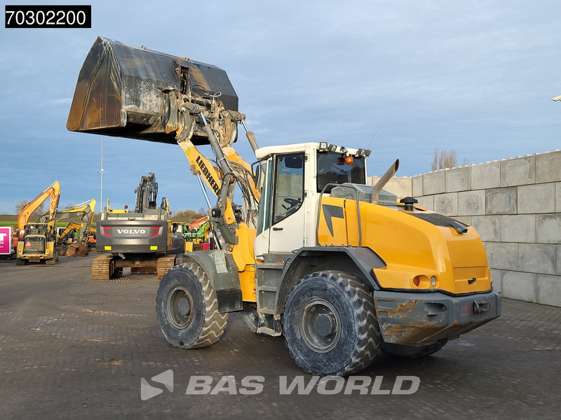 Leasing de Liebherr L538 High Tip Bucket Liebherr L538 High Tip Bucket: foto 6 Leasing de Liebherr L538 High Tip Bucket Liebherr L538 High Tip Bucket: foto 6
