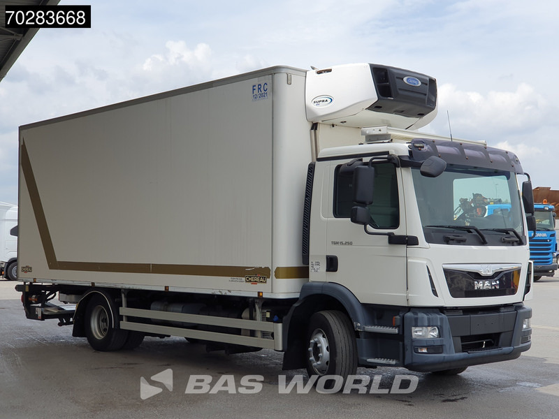 MAN TGM 15.250 4X2 Carrier Supra 850 Cooler Tailgate Euro 6 - Camião frigorífico: foto 3 MAN TGM 15.250 4X2 Carrier Supra 850 Cooler Tailgate Euro 6 - Camião frigorífico: foto 3