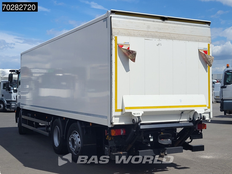 MAN TGM 26.320 6X2 2000kg Ladebordwand Automatic Lift+steering axle Navi Euro 6 - Camião furgão: foto 2 MAN TGM 26.320 6X2 2000kg Ladebordwand Automatic Lift+steering axle Navi Euro 6 - Camião furgão: foto 2