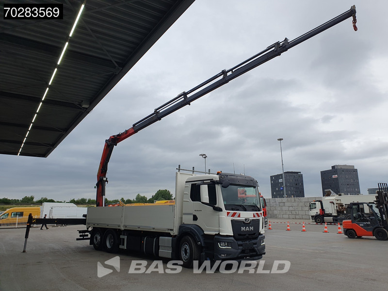 MAN TGS 26.470 6X2 Palfinger PK22002-EH Kran Crane Liftachse Navi Euro 6 - Camião de caixa aberta/ Plataforma, Camião grua: foto 2 MAN TGS 26.470 6X2 Palfinger PK22002-EH Kran Crane Liftachse Navi Euro 6 - Camião de caixa aberta/ Plataforma, Camião grua: foto 2