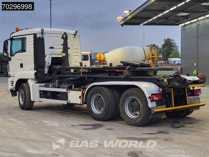 MAN TGS 33.440 6X4 AJK hooklift with 5th wheel Wechselsystem Manual Big-Axle Euro 5 - Camião polibenne: foto 2 MAN TGS 33.440 6X4 AJK hooklift with 5th wheel Wechselsystem Manual Big-Axle Euro 5 - Camião polibenne: foto 2