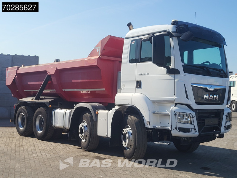 MAN TGS 41.440 8X4 15m3 Retarder Big-Axle Steelsuspension Euro 6 - Camião basculante: foto 3 MAN TGS 41.440 8X4 15m3 Retarder Big-Axle Steelsuspension Euro 6 - Camião basculante: foto 3