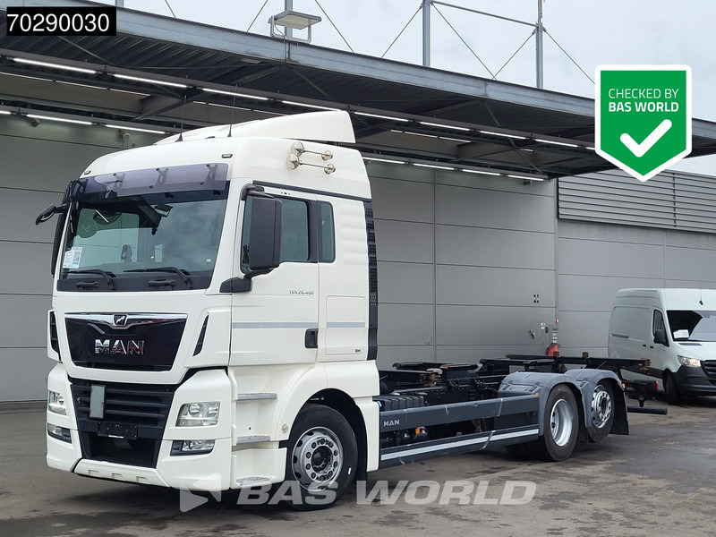 MAN TGX 26.460 6X2 BDF Liftaxle Automatic Retarder ACC Euro 6 - Camião transportador de contêineres/ Caixa móvel: foto 1 MAN TGX 26.460 6X2 BDF Liftaxle Automatic Retarder ACC Euro 6 - Camião transportador de contêineres/ Caixa móvel: foto 1