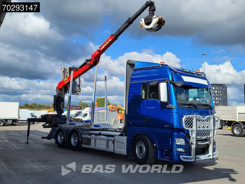 MAN TGX 33.580 TGX 6X4 Palfinger Epsilon Wood crane Holztransport Retarder Navi Xenon Euro 6 - Camião de transporte de madeira, Camião grua: foto 3 MAN TGX 33.580 TGX 6X4 Palfinger Epsilon Wood crane Holztransport Retarder Navi Xenon Euro 6 - Camião de transporte de madeira, Camião grua: foto 3