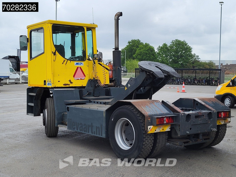 MOL YT200/4X2 4X2 Big-Axle Drumbrakes Hebesattel - Tractor de terminal: foto 2 MOL YT200/4X2 4X2 Big-Axle Drumbrakes Hebesattel - Tractor de terminal: foto 2