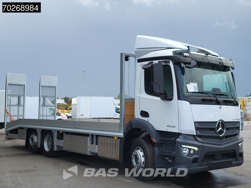 Mercedes-Benz Actros 2532 6X2 NEW! Machine tansporter Oprijwagen Lenkachse Navi Euro 6 - Camião transporte de veículos: foto 3 Mercedes-Benz Actros 2532 6X2 NEW! Machine tansporter Oprijwagen Lenkachse Navi Euro 6 - Camião transporte de veículos: foto 3