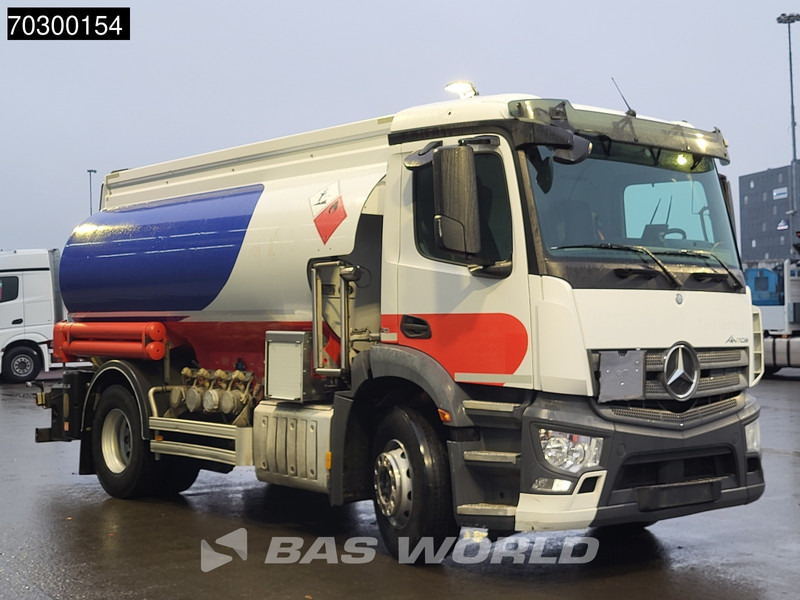 Mercedes-Benz Antos 1824 4X2 13500ltr Fuel tanker 4 comparments ADR Automatic Euro 6 - Caminhão tanque: foto 3 Mercedes-Benz Antos 1824 4X2 13500ltr Fuel tanker 4 comparments ADR Automatic Euro 6 - Caminhão tanque: foto 3