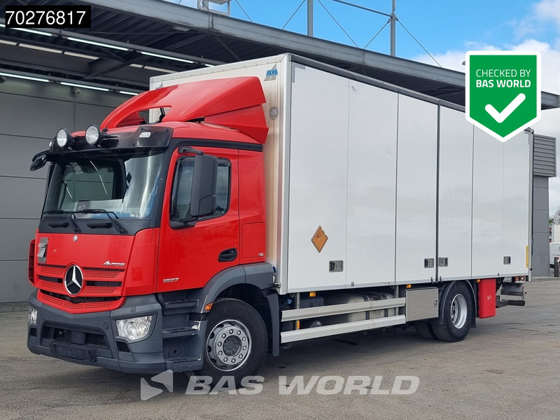 Mercedes-Benz Antos 1827 4X2 19tonner 2000kg Ladebordwand Automatic Euro 6 - Camião furgão: foto 1 Mercedes-Benz Antos 1827 4X2 19tonner 2000kg Ladebordwand Automatic Euro 6 - Camião furgão: foto 1