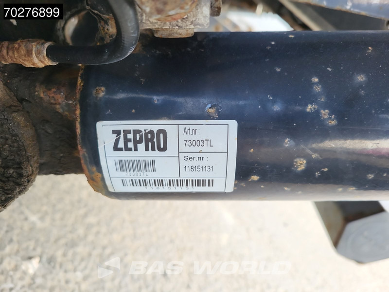 Mercedes-Benz Antos 2535 6X2 Lumikko L7 cooler ladebordwand Lift+Lenkachse Euro 6 - Camião frigorífico: foto 3 Mercedes-Benz Antos 2535 6X2 Lumikko L7 cooler ladebordwand Lift+Lenkachse Euro 6 - Camião frigorífico: foto 3