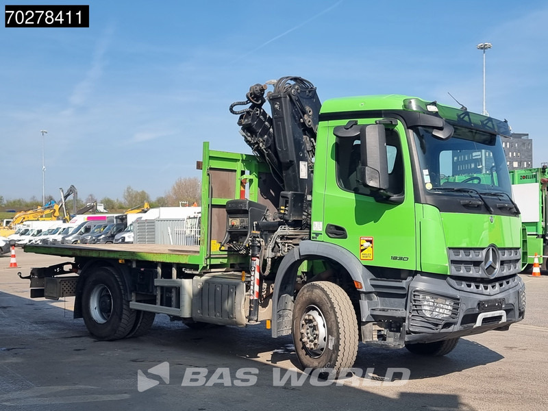 Mercedes-Benz Arocs 1830 4X2 Hiab 122 ES-3 HIPRO Kran Crane Big-Axle Euro 6 - Camião de caixa aberta/ Plataforma, Camião grua: foto 3 Mercedes-Benz Arocs 1830 4X2 Hiab 122 ES-3 HIPRO Kran Crane Big-Axle Euro 6 - Camião de caixa aberta/ Plataforma, Camião grua: foto 3