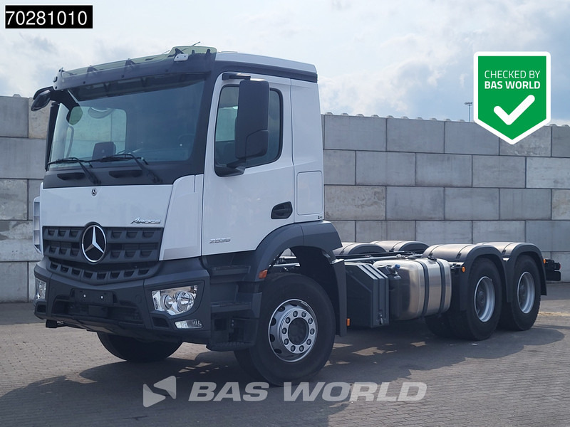 Mercedes-Benz Arocs 2636 6X4 Big-Axle Steelsuspension Euro 6 - Camião chassi: foto 1 Mercedes-Benz Arocs 2636 6X4 Big-Axle Steelsuspension Euro 6 - Camião chassi: foto 1
