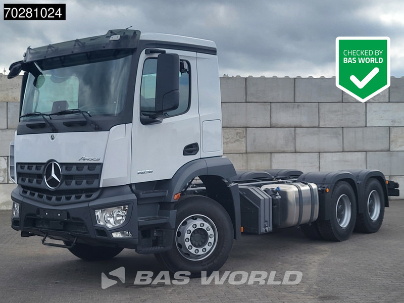 Mercedes-Benz Arocs 2636 6X4 NEW chassis Flywheel PTO Big-Axle Automatic Steelsuspension Euro 6 - Camião chassi: foto 1 Mercedes-Benz Arocs 2636 6X4 NEW chassis Flywheel PTO Big-Axle Automatic Steelsuspension Euro 6 - Camião chassi: foto 1