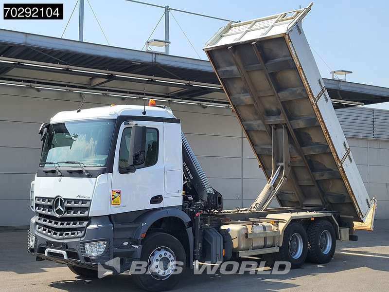 Mercedes-Benz Arocs 2636 Arocs 6X4 8m3 Forez Bennes Tipper HIAB 144 B-2 Hiduo Crane Steelsuspension Automatic Euro 6 - Camião basculante, Camião grua: foto 5 Mercedes-Benz Arocs 2636 Arocs 6X4 8m3 Forez Bennes Tipper HIAB 144 B-2 Hiduo Crane Steelsuspension Automatic Euro 6 - Camião basculante, Camião grua: foto 5