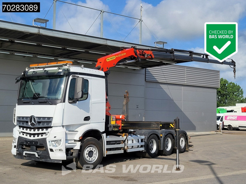 Mercedes-Benz Arocs 3245 Actros 8X4 Palfinger PK22002 EH Crane 17tons hooklift Big-Axle Lift+Lenkachse Navi Euro 6 - Camião polibenne, Camião grua: foto 1 Mercedes-Benz Arocs 3245 Actros 8X4 Palfinger PK22002 EH Crane 17tons hooklift Big-Axle Lift+Lenkachse Navi Euro 6 - Camião polibenne, Camião grua: foto 1