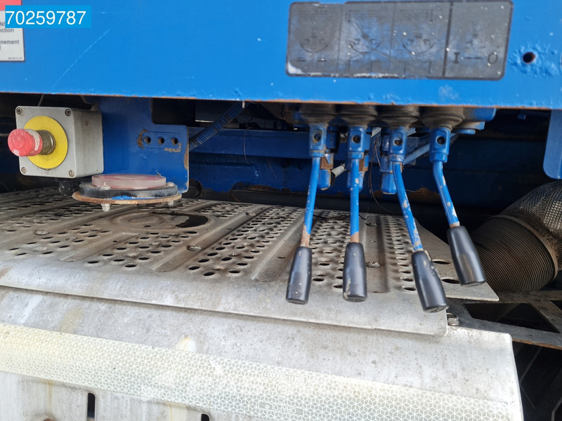 Leasing de Mercedes-Benz Arocs 3251 8X4 PUMI Putzmeister TMM 24 + Liebherr 7m3 Mixer Retarder Euro 6 Mercedes-Benz Arocs 3251 8X4 PUMI Putzmeister TMM 24 + Liebherr 7m3 Mixer Retarder Euro 6: foto 20