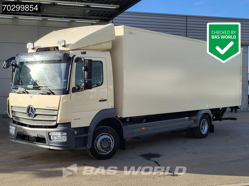 Mercedes-Benz Atego 1223 Atego 4X2 12tonner Automatic 1500kg Ladebordwand Euro 6 - Camião furgão: foto 1 Mercedes-Benz Atego 1223 Atego 4X2 12tonner Automatic 1500kg Ladebordwand Euro 6 - Camião furgão: foto 1