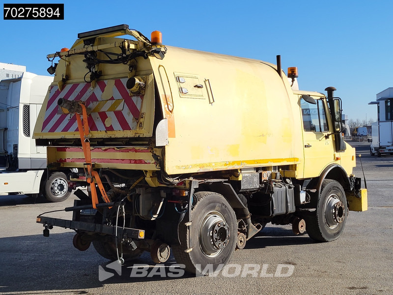 Mercedes-Benz Unimog 1650 4X4 Assaloni Vaccuum truck 4x4 Railway Manual Euro 2 - Caminhão limpa fossa: foto 5 Mercedes-Benz Unimog 1650 4X4 Assaloni Vaccuum truck 4x4 Railway Manual Euro 2 - Caminhão limpa fossa: foto 5