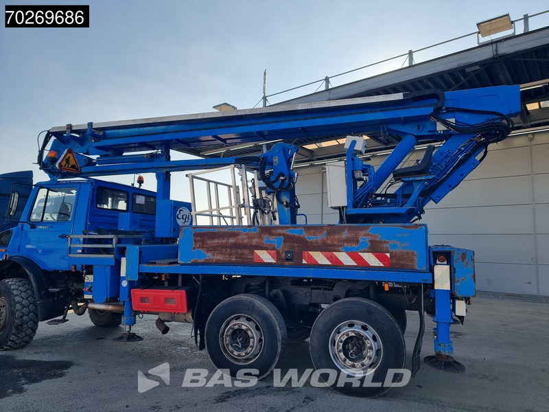 Mercedes-Benz Unimog 6X6 Unimog Engin EGI TP 226 hubarbeitsbühne Manual Euro 2 - Camião grua: foto 3 Mercedes-Benz Unimog 6X6 Unimog Engin EGI TP 226 hubarbeitsbühne Manual Euro 2 - Camião grua: foto 3