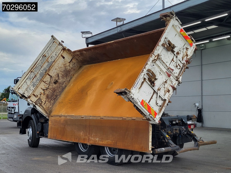 Renault Kerax 370 6X4 Palfinger PK15500 Crane Kran 2-side Tipper Retarder Manual Euro 4 - Camião basculante, Camião grua: foto 2 Renault Kerax 370 6X4 Palfinger PK15500 Crane Kran 2-side Tipper Retarder Manual Euro 4 - Camião basculante, Camião grua: foto 2