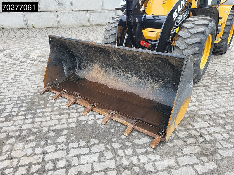 Pá carregadora de rodas Sany SW105: foto 17
