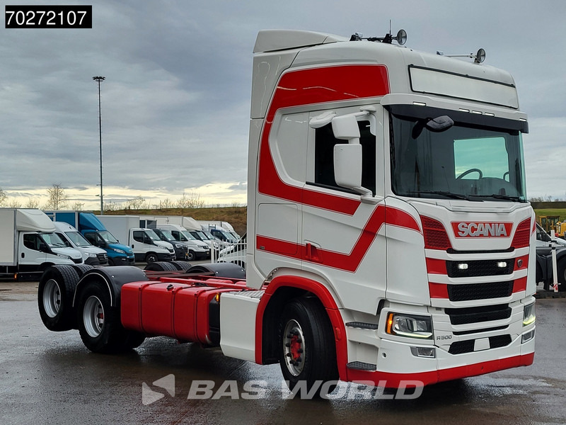 Scania R500 6X2 Chassis Retarder ACC Navi Liftachse Automatic Euro 6 - Camião chassi: foto 3 Scania R500 6X2 Chassis Retarder ACC Navi Liftachse Automatic Euro 6 - Camião chassi: foto 3