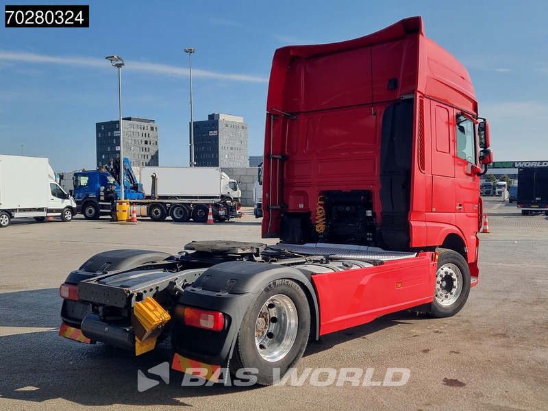 DAF XF 460 4X2 SSC Retarder 2xTanks Standklima Euro 6 - Tractor: foto 5 DAF XF 460 4X2 SSC Retarder 2xTanks Standklima Euro 6 - Tractor: foto 5