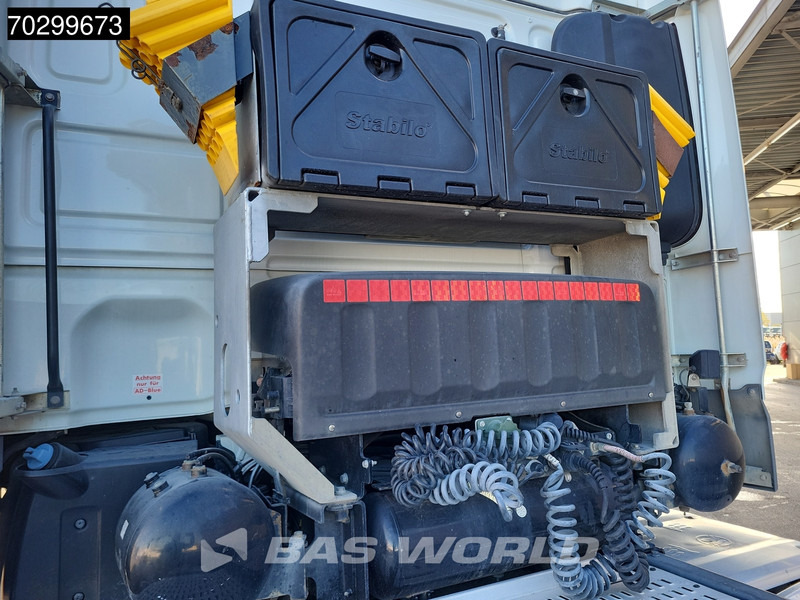 DAF XF 530 6X4 Low Mileage! 120T SSC Retarder 2x Tanks - Tractor: foto 5 DAF XF 530 6X4 Low Mileage! 120T SSC Retarder 2x Tanks - Tractor: foto 5