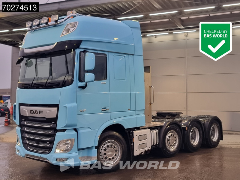 DAF XF 530 XF 8X4 Big-Axle Lift+lenkachse Retarder PTO Hydraulik StandKlima ACC LED Euro 6 - Tractor: foto 1 DAF XF 530 XF 8X4 Big-Axle Lift+lenkachse Retarder PTO Hydraulik StandKlima ACC LED Euro 6 - Tractor: foto 1