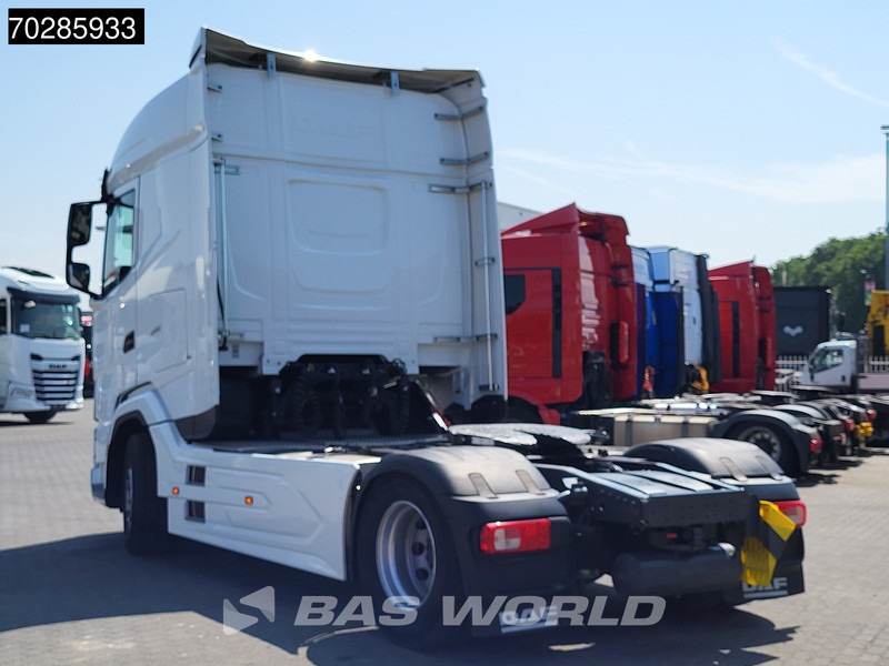 DAF XG 480 4X2 Retarder 2xTanks LED ACC Standklima - Tractor: foto 2 DAF XG 480 4X2 Retarder 2xTanks LED ACC Standklima - Tractor: foto 2