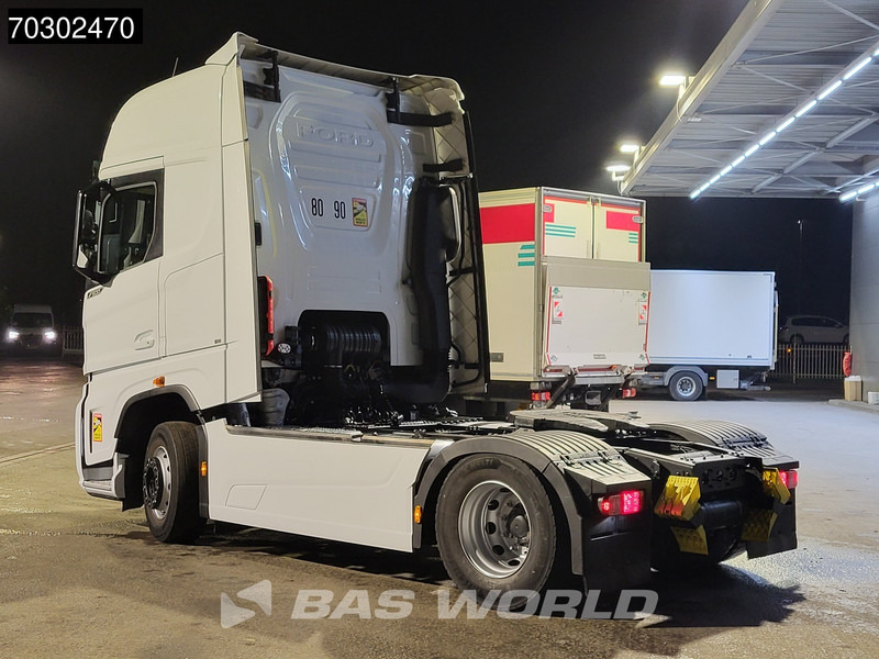 Ford F-Max 500 4X2 Retarder Standklima 2xTanks ACC LED Euro 6 - Tractor: foto 2 Ford F-Max 500 4X2 Retarder Standklima 2xTanks ACC LED Euro 6 - Tractor: foto 2