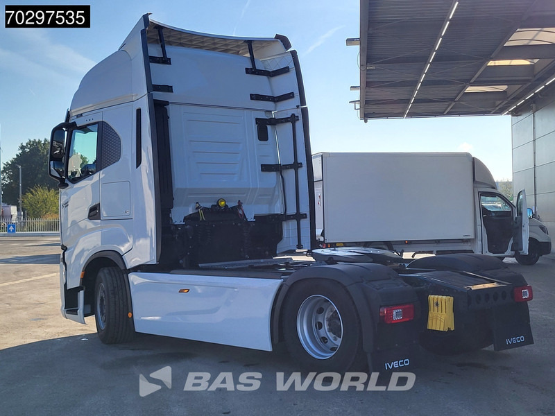 Iveco S-Way 500 4X2 NEW! 2xTanks Standklima ACC LED Euro 6 - Tractor: foto 2 Iveco S-Way 500 4X2 NEW! 2xTanks Standklima ACC LED Euro 6 - Tractor: foto 2
