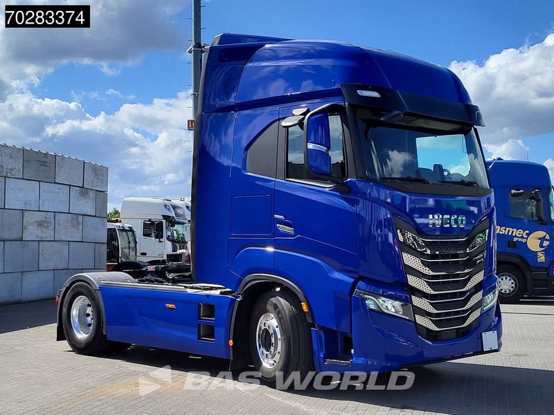 Iveco S-Way 530 4X2 Retarder 2xTanks LED Standklima Navi ACC Euro 6 - Tractor: foto 3 Iveco S-Way 530 4X2 Retarder 2xTanks LED Standklima Navi ACC Euro 6 - Tractor: foto 3