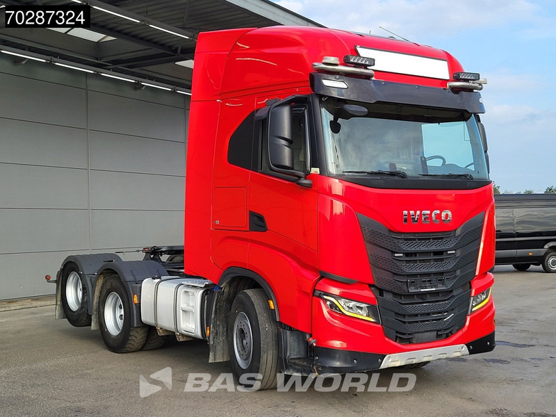 Iveco S-Way 570 6X2 Full-Air Retarder Hydrauliek Liftachse ACC Navi LED Euro 6 - Tractor: foto 3 Iveco S-Way 570 6X2 Full-Air Retarder Hydrauliek Liftachse ACC Navi LED Euro 6 - Tractor: foto 3