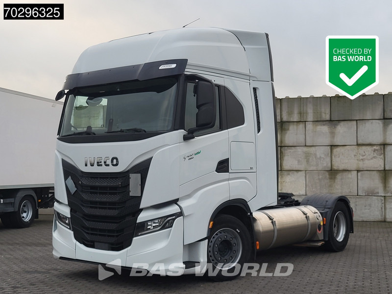 Iveco S-Way S-Way 4X2 LNG Retarder 2X Tanks - Tractor: foto 2 Iveco S-Way S-Way 4X2 LNG Retarder 2X Tanks - Tractor: foto 2