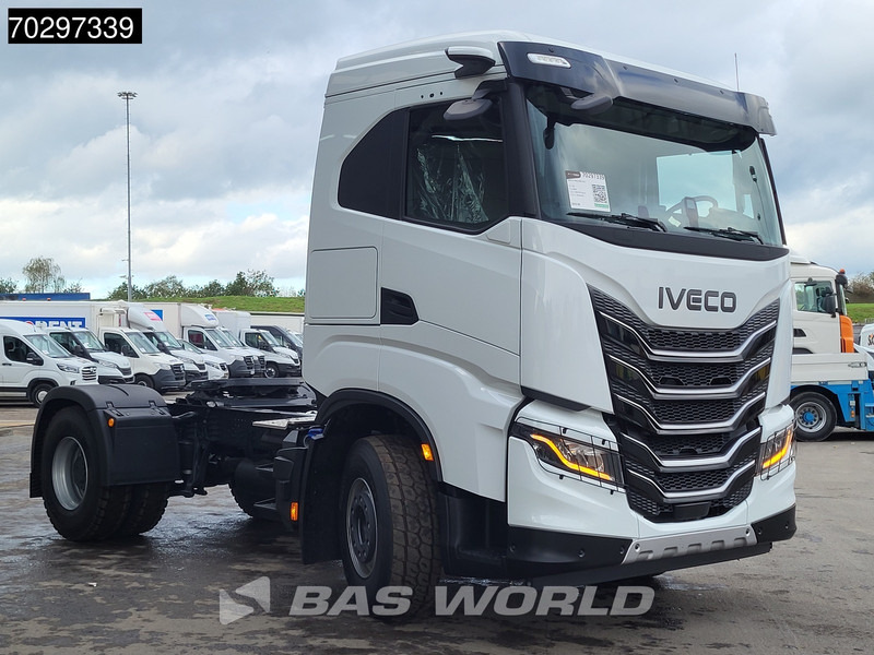 Iveco X-Way 500 4X2 NEW! Retarder Big-Axle Standklima MirrorCam Navi LED ACC Euro 6 - Tractor: foto 3 Iveco X-Way 500 4X2 NEW! Retarder Big-Axle Standklima MirrorCam Navi LED ACC Euro 6 - Tractor: foto 3