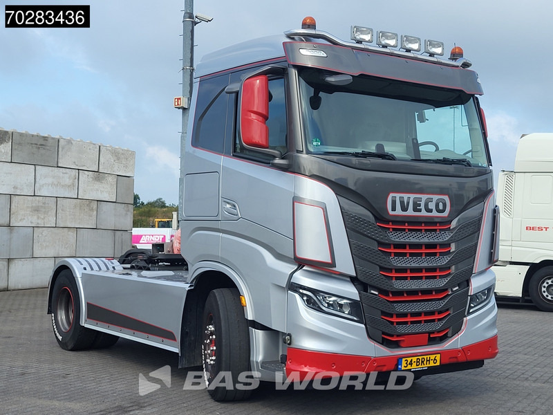 Iveco X-Way 570 820 4X2 NL Show Truck! Hydraulik ACC Standklima Navi Alcoa's - Tractor: foto 3 Iveco X-Way 570 820 4X2 NL Show Truck! Hydraulik ACC Standklima Navi Alcoa's - Tractor: foto 3