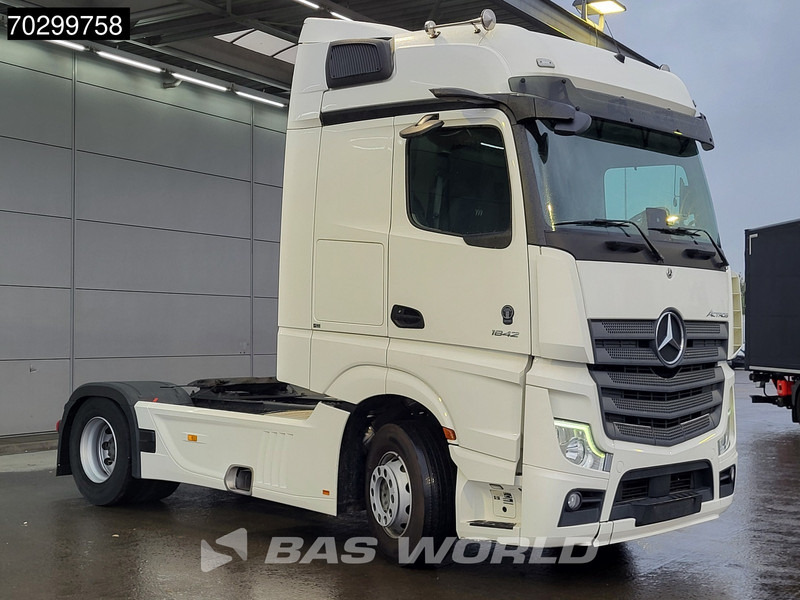 Mercedes-Benz Actros 1842 4X2 BigSpace Retarder Navi PPC ACC Euro 6 - Tractor: foto 3 Mercedes-Benz Actros 1842 4X2 BigSpace Retarder Navi PPC ACC Euro 6 - Tractor: foto 3