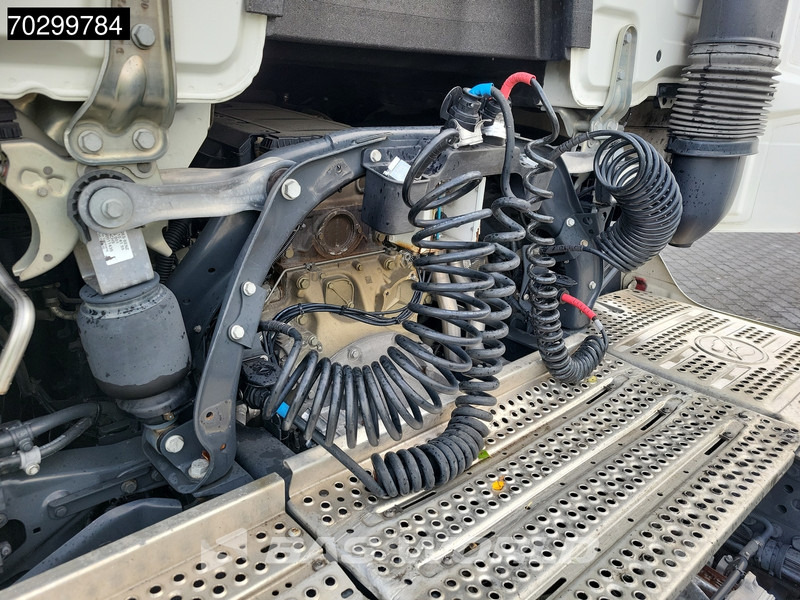 Leasing de Mercedes-Benz Actros 1842 4X2 StreamSpace Mega Retarder MirrorCam 2xTanks Navi ACC Euro 6 Mercedes-Benz Actros 1842 4X2 StreamSpace Mega Retarder MirrorCam 2xTanks Navi ACC Euro 6: foto 9 Leasing de Mercedes-Benz Actros 1842 4X2 StreamSpace Mega Retarder MirrorCam 2xTanks Navi ACC Euro 6 Mercedes-Benz Actros 1842 4X2 StreamSpace Mega Retarder MirrorCam 2xTanks Navi ACC Euro 6: foto 9