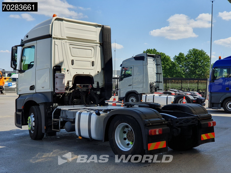Mercedes-Benz Actros 1843 4X2 StreamSpace Retarder ADR Standklima - Tractor: foto 2 Mercedes-Benz Actros 1843 4X2 StreamSpace Retarder ADR Standklima - Tractor: foto 2