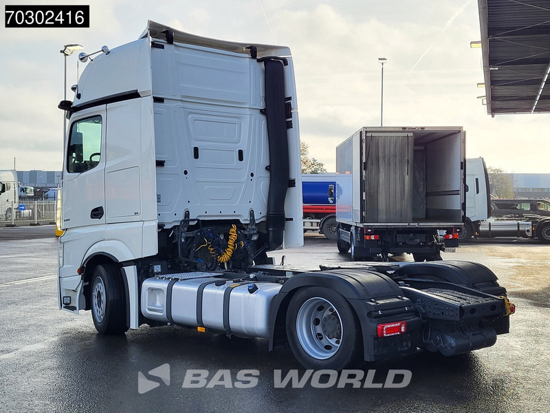 Mercedes-Benz Actros 1845 4X2 GigaSpace Mega Retarder 2x Tanks Standklima Xenon Euro 6 - Tractor: foto 2 Mercedes-Benz Actros 1845 4X2 GigaSpace Mega Retarder 2x Tanks Standklima Xenon Euro 6 - Tractor: foto 2
